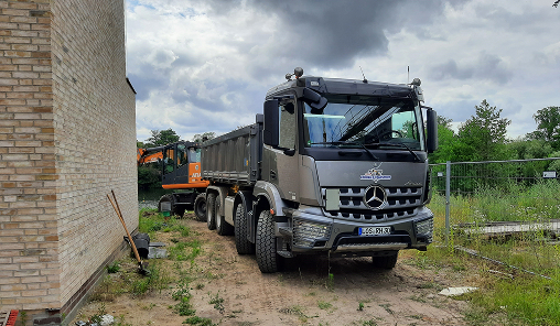 An- und Abfuhr von Baumaterialien